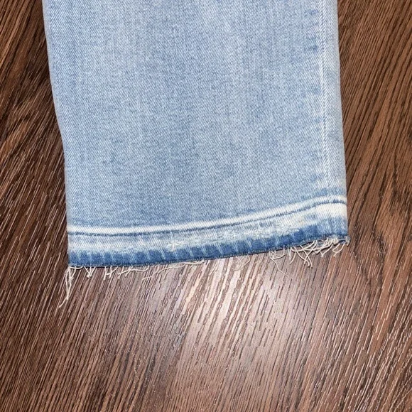 NWT Gap Cigarette High Rise Light Blue Distressed Jeans - Picture 3 of 9